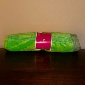 Lilly Pulitzer for Target Green Beach Towel NWT